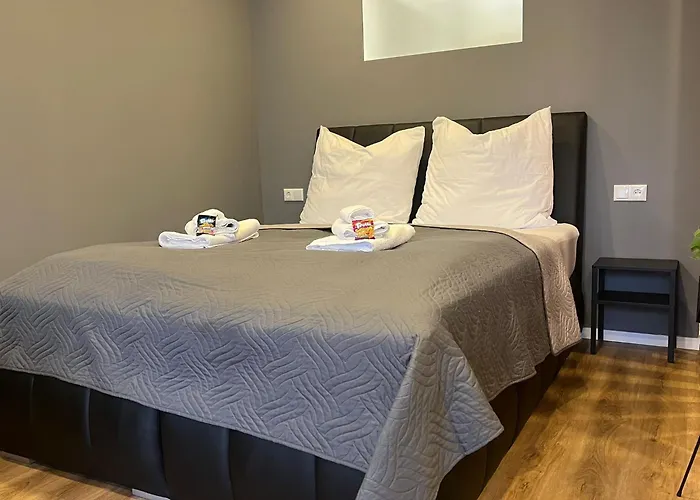 Wohnung In Augsburg Innenstadt -Tiefgarage